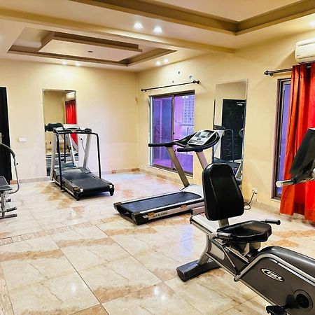 Grand Regent Hotel And Suites Faisalabad Ngoại thất bức ảnh