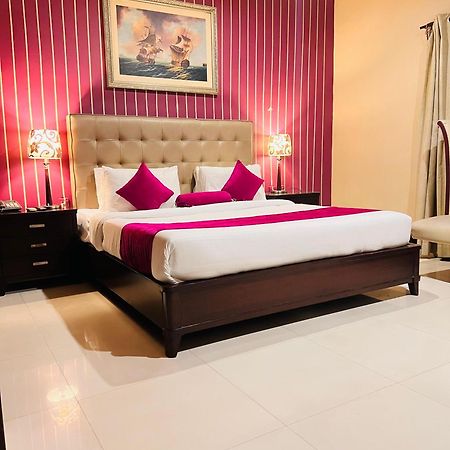 Grand Regent Hotel And Suites Faisalabad Ngoại thất bức ảnh