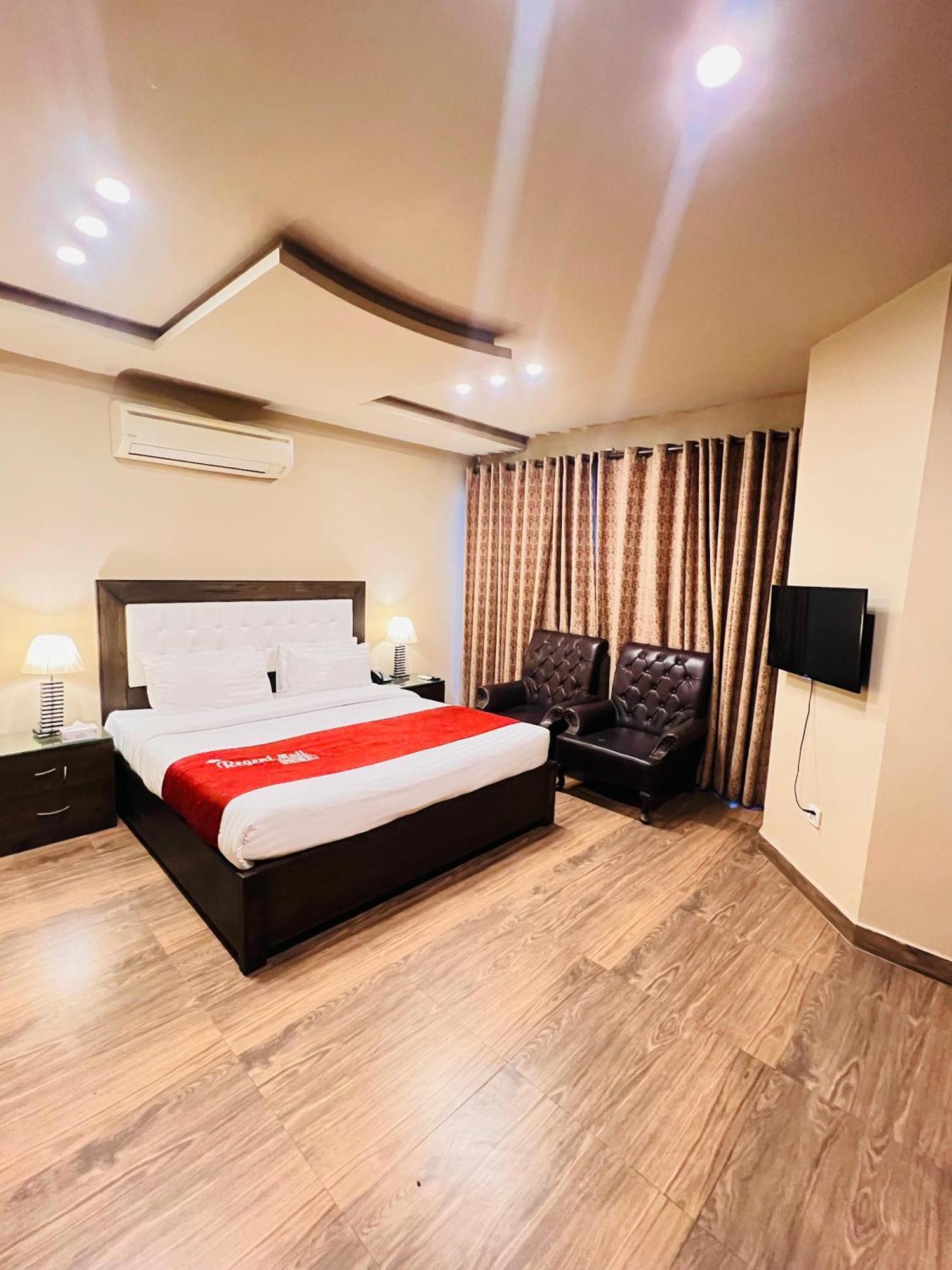 Grand Regent Hotel And Suites Faisalabad Ngoại thất bức ảnh